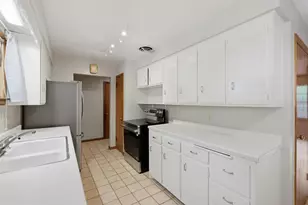 402 E Dean Ave, Madison, WI 53716 - Photo 6