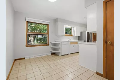 402 E Dean Avenue, Madison, WI 53716 - Photo 8