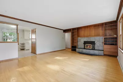 402 E Dean Avenue, Madison, WI 53716 - Photo 4