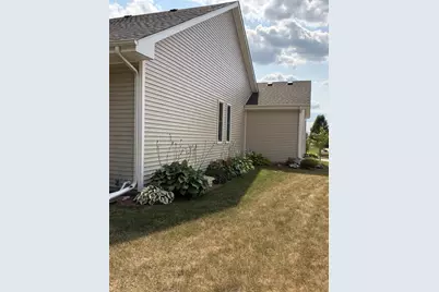 702 Merlot Lane, Cambridge, WI 53523 - Photo 8