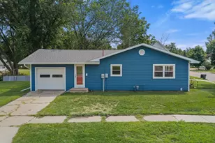 548 W Main St, Reedsburg, WI 53959 - Photo 34