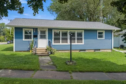 548 W Main Street, Reedsburg, WI 53959 - Photo 32