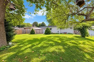 4718 Eldorado Ln, Madison, WI 53716 - Photo 18