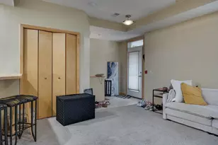 8261 Starr Grass Dr, Madison, WI 53719 - Photo 4