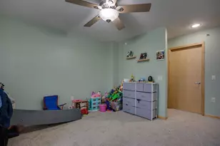 8261 Starr Grass Dr, Madison, WI 53719 - Photo 18