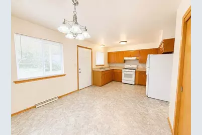 1405 Oconomowoc Avenue, Watertown, WI 53094 - Photo 8