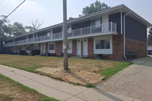 1405 Oconomowoc Ave, Watertown, WI 53094 - Photo 2