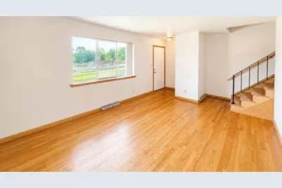 1405 Oconomowoc Avenue, Watertown, WI 53094 - Photo 12