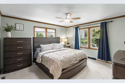 5642 Irongate Drive, Madison, WI 53716 - Photo 14