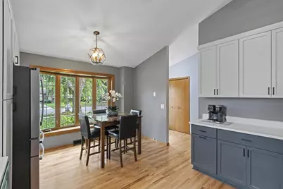 5642 Irongate Drive, Madison, WI 53716 - Photo 8