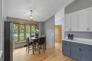 5642 Irongate Dr, Madison, WI 53716 - Photo 8