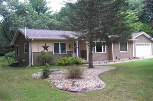 N5058 Fox River Ln, Princeton, WI 54968 - Photo 2