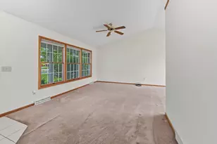 509 Gold Coast Ln, Janesville, WI 53536 - Photo 8