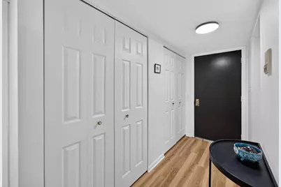 2805 Century Harbor Road #4, Middleton, WI 53562 - Photo 2