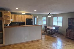 19 E Auburn Dr, Beloit, WI 53511 - Photo 10