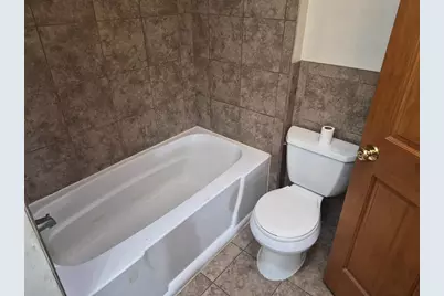 19 E Auburn Drive, Beloit, WI 53511 - Photo 24