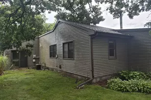 19 E Auburn Dr, Beloit, WI 53511 - Photo 48
