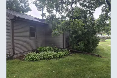 19 E Auburn Drive, Beloit, WI 53511 - Photo 40