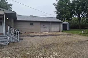 19 E Auburn Dr, Beloit, WI 53511 - Photo 54