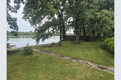 19 E Auburn Drive, Beloit, WI 53511 - Photo 52