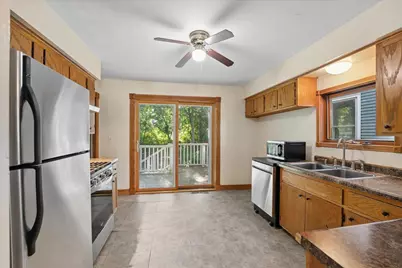 1227 Spaight Street, Madison, WI 53703 - Photo 2