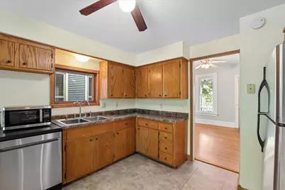 1227 Spaight Street, Madison, WI 53703 - Photo 4