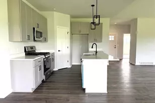 1973 Sequoia Dr, Janesville, WI 53545 - Photo 6