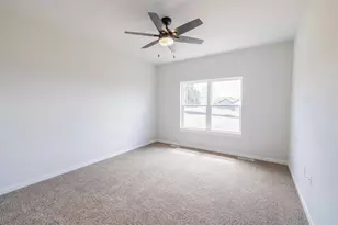 509 Ridge Ct, Orfordville, WI 53545 - Photo 8