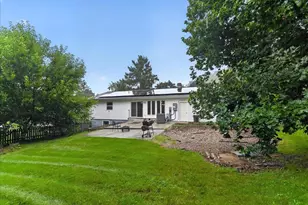 5 Yorktown Cir, Madison, WI 53711 - Photo 14