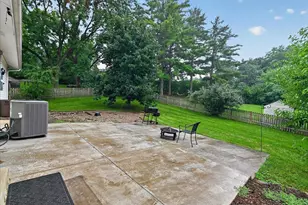 5 Yorktown Cir, Madison, WI 53711 - Photo 22