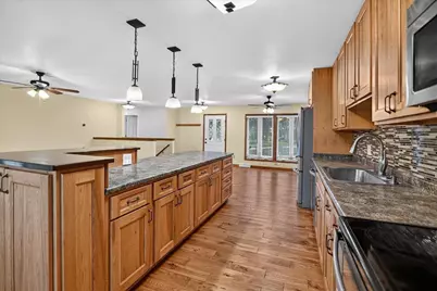 5 Yorktown Circle, Madison, WI 53711 - Photo 32