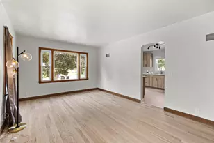 1014 Walker St, Janesville, WI 53545 - Photo 14