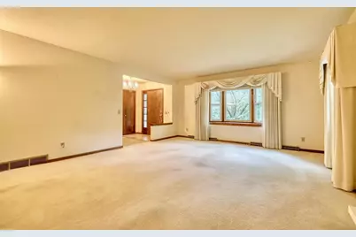 3169 Hickory Ridge Road, Madison, WI 53719 - Photo 8