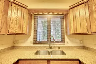 3169 Hickory Ridge Rd, Madison, WI 53719 - Photo 14