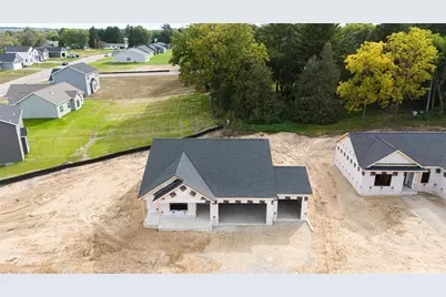507 Ridge Court, Orfordville, WI 53576 - Photo 4