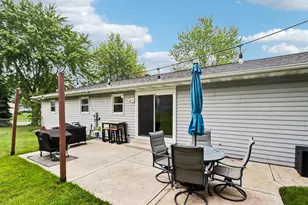 900 Olympic St, Sun Prairie, WI 53590 - Photo 2