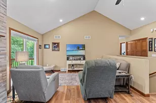 1002 Hay Creek Trail, Reedsburg, WI 53959 - Photo 16