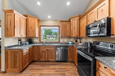 1002 Hay Creek Trail, Reedsburg, WI 53959 - Photo 20