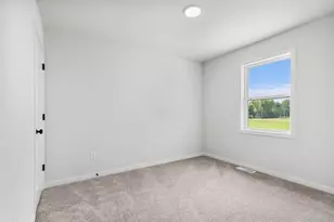 10423 N Stone Barn Dr, Milton, WI 53563 - Photo 38