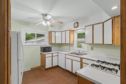 1402 Barham Avenue, Janesville, WI 53548 - Photo 10