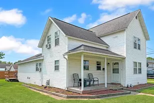 514 E Iowa St, Prairie Du Chien, WI 53821 - Photo 4