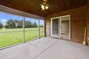 6548 N Ron Rd, Janesville, WI 53536 - Photo 34