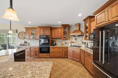 818 Bluebird Pass, Cambridge, WI 53523 - Photo 22