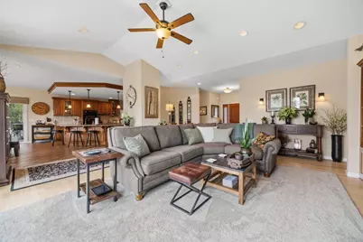 818 Bluebird Pass, Cambridge, WI 53523 - Photo 10