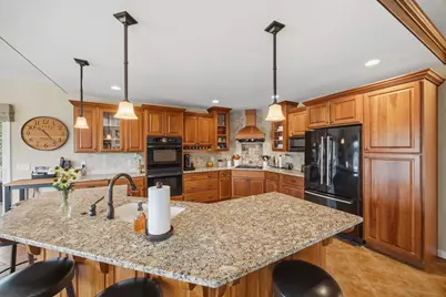 818 Bluebird Pass, Cambridge, WI 53523 - Photo 24