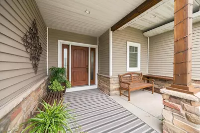 818 Bluebird Pass, Cambridge, WI 53523 - Photo 4