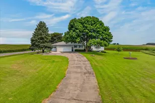 7124 Schneider Rd, Middleton, WI 53562 - Photo 2
