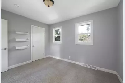 6109 Old Middleton Road, Madison, WI 53705 - Photo 18