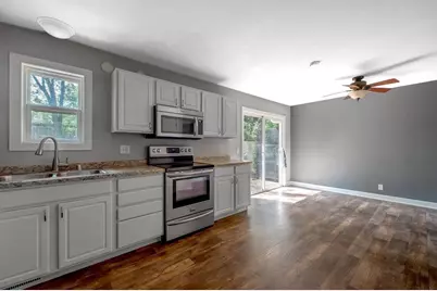 6109 Old Middleton Road, Madison, WI 53705 - Photo 4