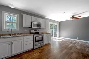 6109 Old Middleton Rd, Madison, WI 53705 - Photo 4